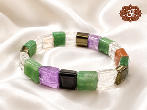 The Ultimate Healing Crystal Bracelet Guide: Choosing the Right Stone for Wealth & Protection