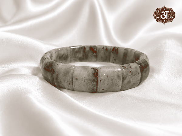 [Product Title] - Avyaan