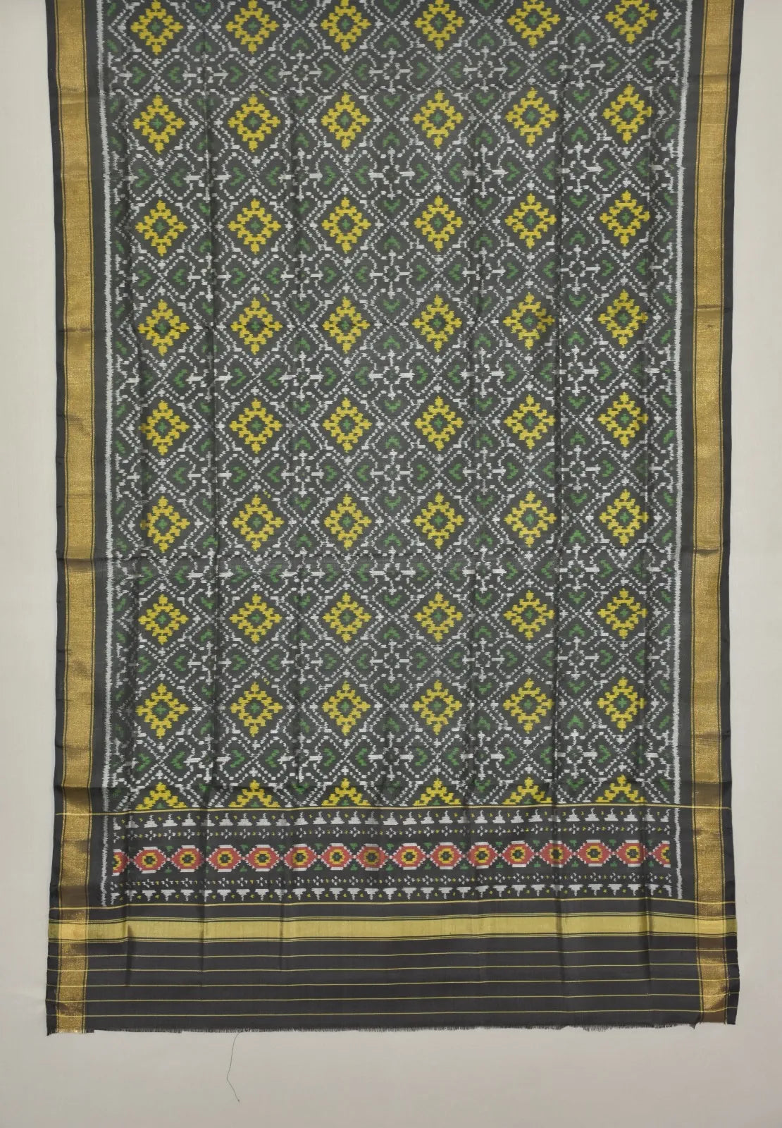 Heritage Diamond Motif Patola Dupatta