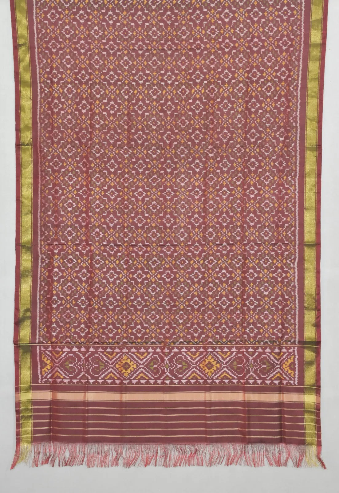 Intricate Diamond Weave Patola Dupatta