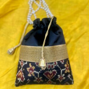 Patola Black Batva
