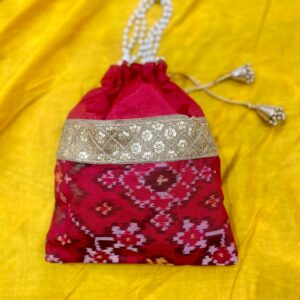 Patola Red Batva